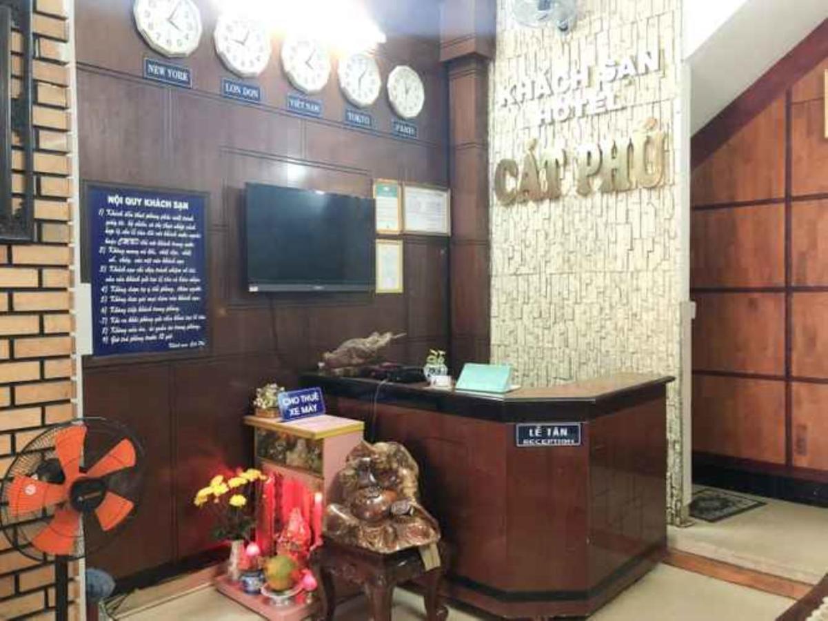 Cat Phu Hotel Буонметхуот Экстерьер фото