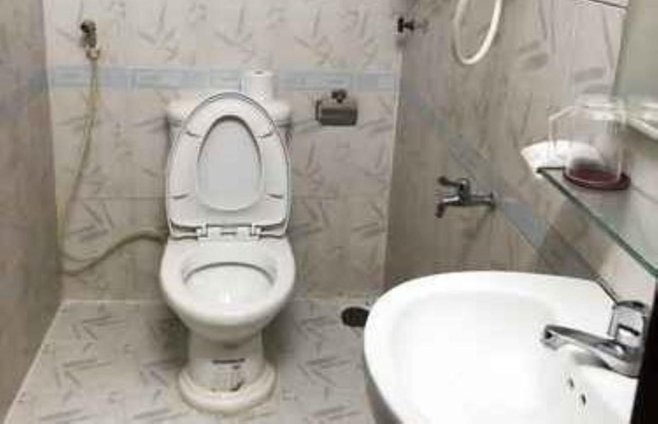 Cat Phu Hotel Буонметхуот Экстерьер фото