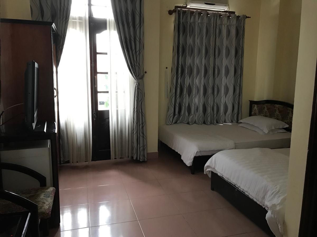 Cat Phu Hotel Буонметхуот Экстерьер фото